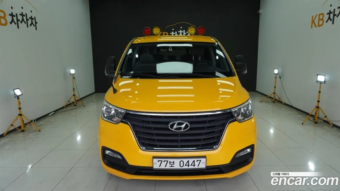 Hyundai Starex 2021 из KR, фото 2