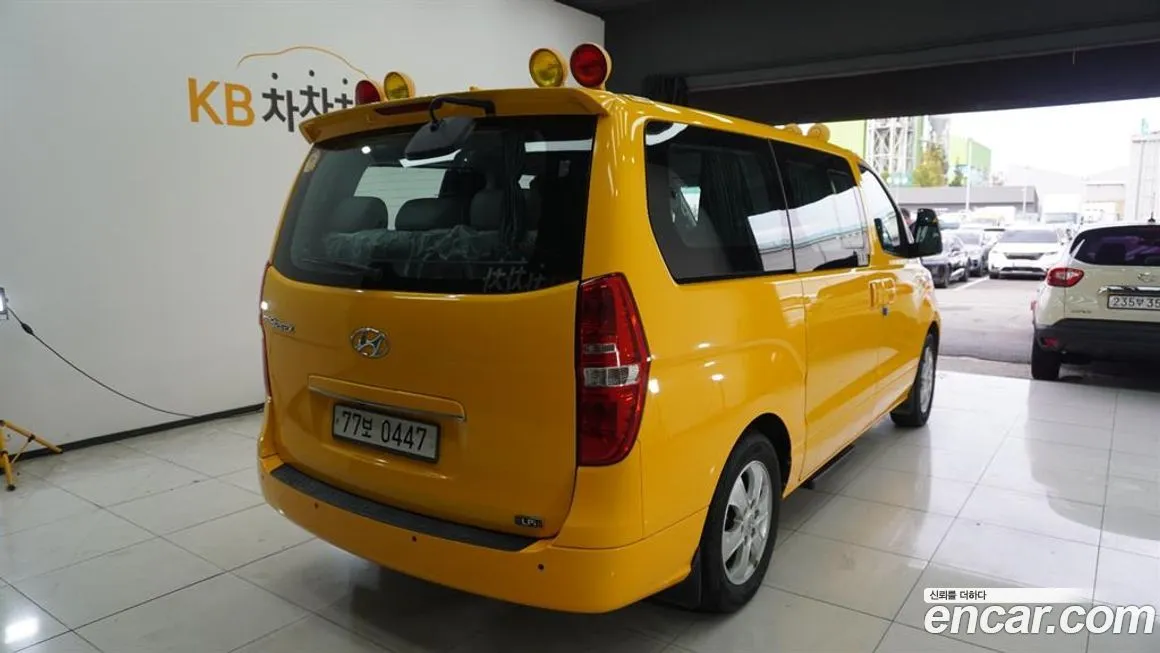 Hyundai Starex 2021 из KR, фото 3
