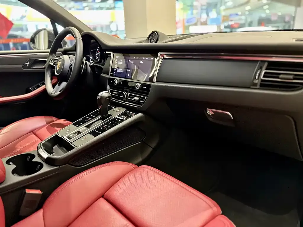Porsche Macan 2023 из CN, фото 6