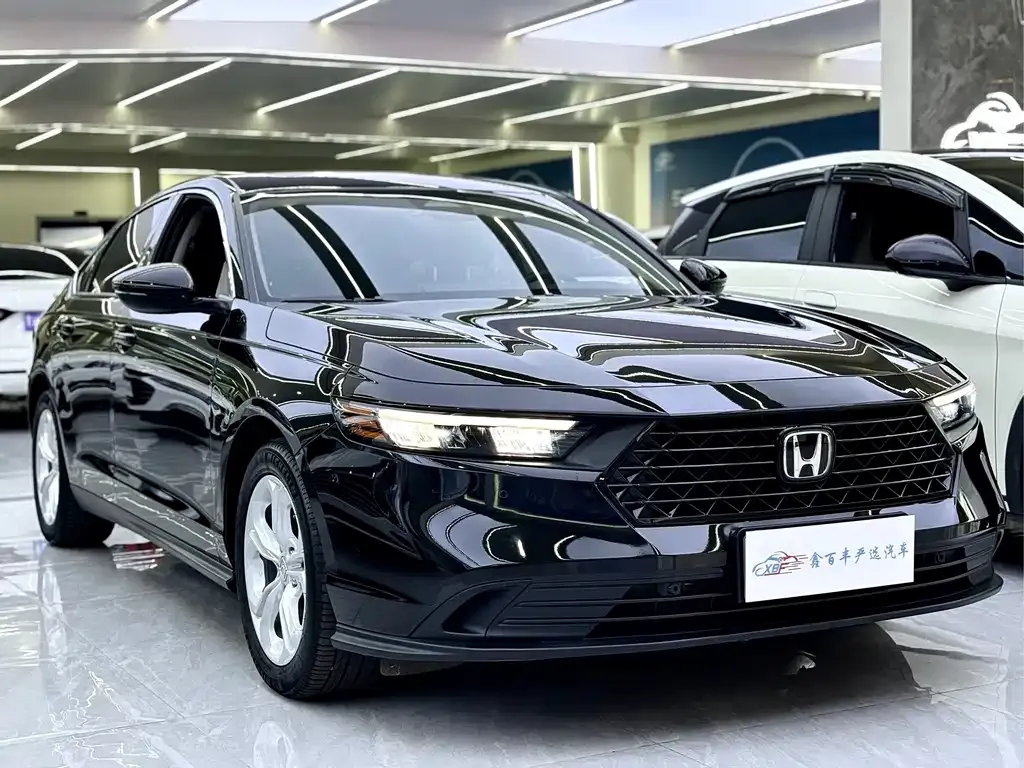 Honda Accord — фото 3