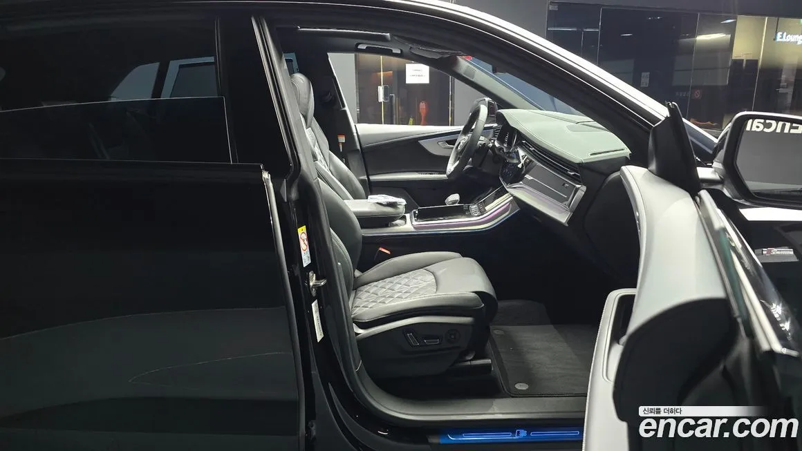 Audi Q8 2023 из KR, фото 10