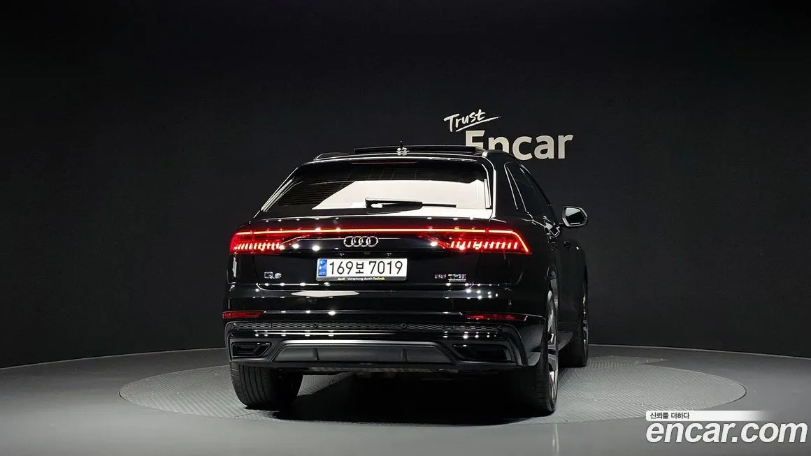 Audi Q8 2023 из KR, фото 4