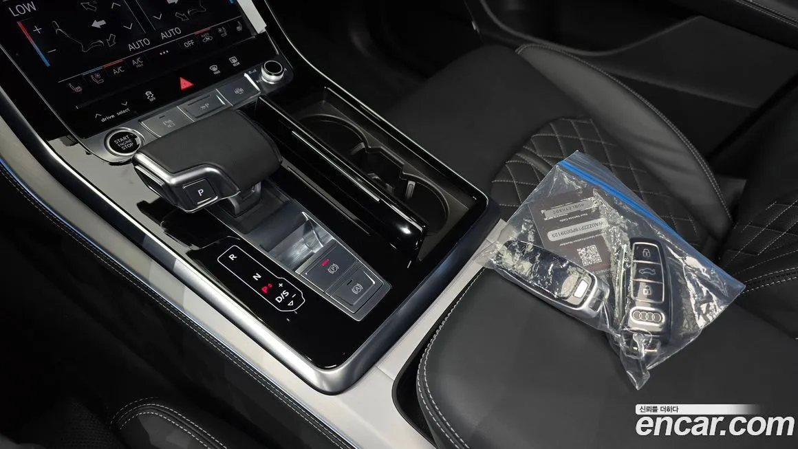 Audi Q8 2023 из KR, фото 9