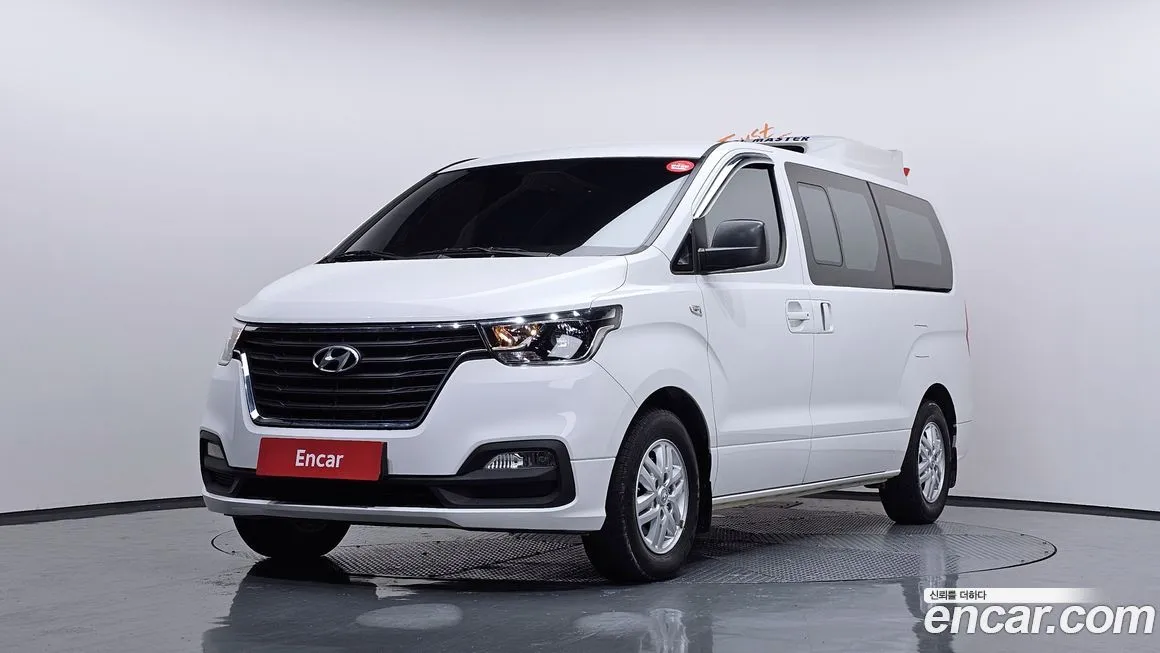 Hyundai Starex 2021 из KR, фото 1