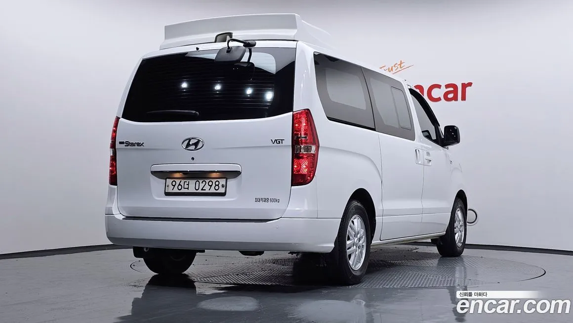 Hyundai Starex 2021 из KR, фото 2