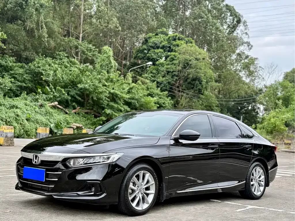 Honda Accord — фото 3