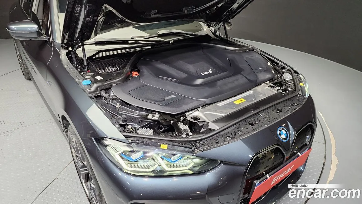 BMW i4 2024 из KR, фото 6