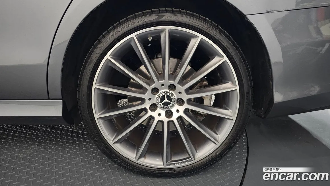 Mercedes-Benz E-Class 2022 из KR, фото 5