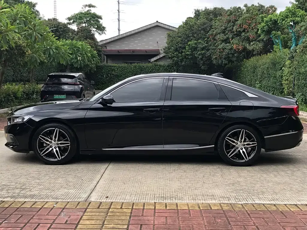 Honda Accord 2023 из CN, фото 7
