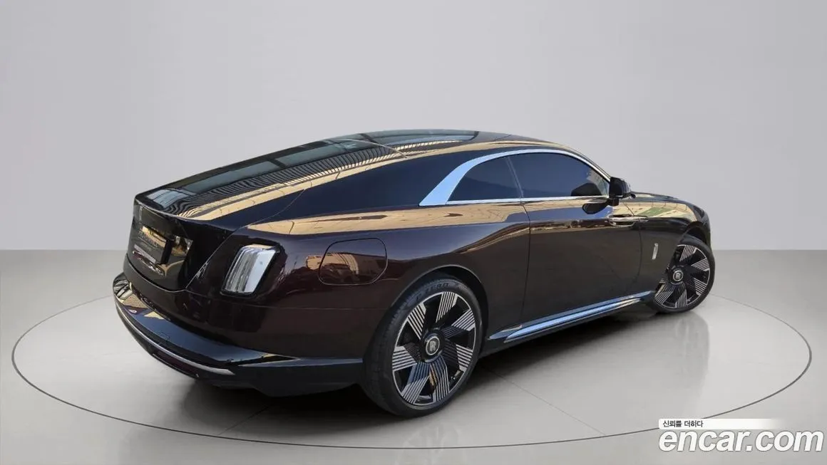Rolls-Royce Spectre 2024 из KR, фото 5
