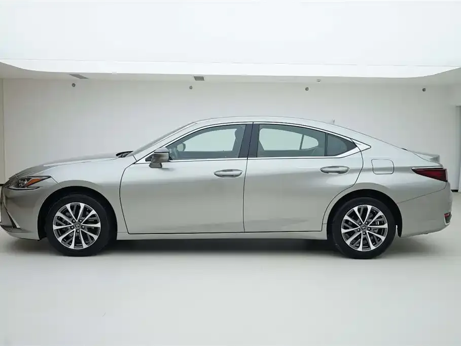 Lexus ES 2024 из CN, фото 3