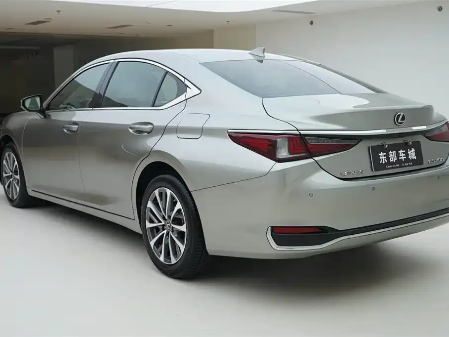 Lexus ES 2024 из CN, фото 5