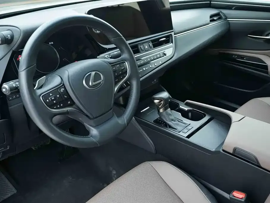 Lexus ES 2024 из CN, фото 9