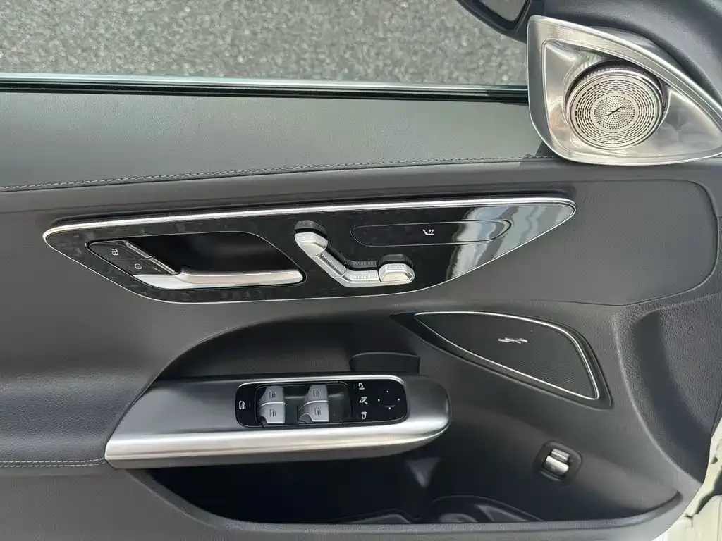 Mercedes-Benz C-Class 2024 из CN, фото 9