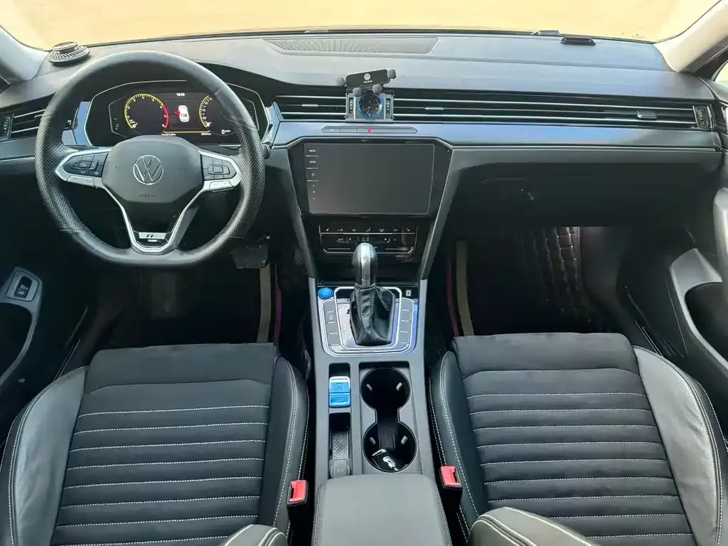 Volkswagen Magotan 2022 из CN, фото 9