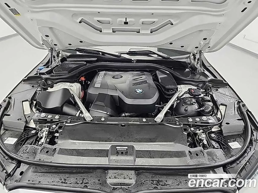 BMW 5-Series 2025 из KR, фото 5