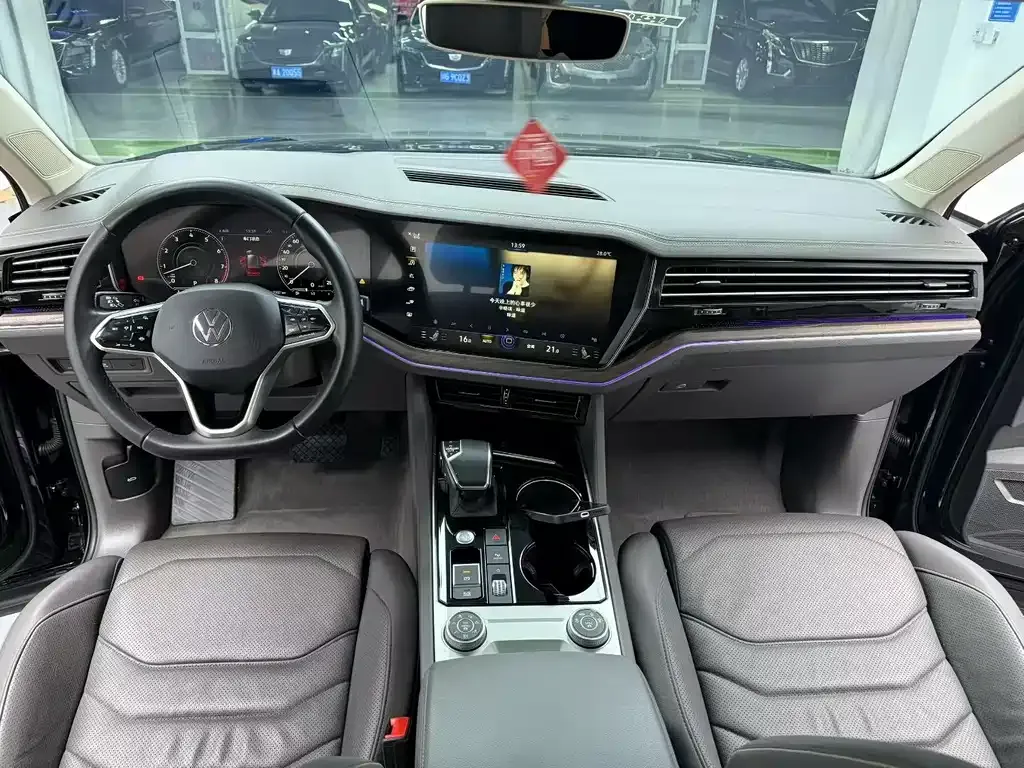 Volkswagen Touareg 2022 из CN, фото 7