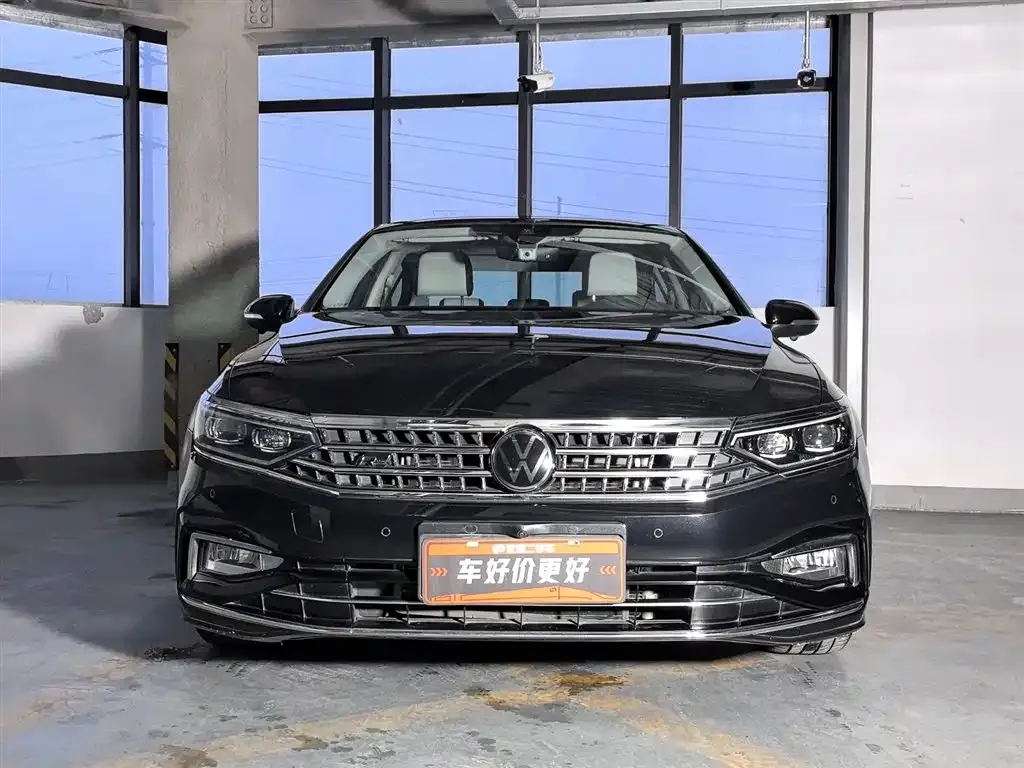 Volkswagen Magotan 2023 из CN, фото 3