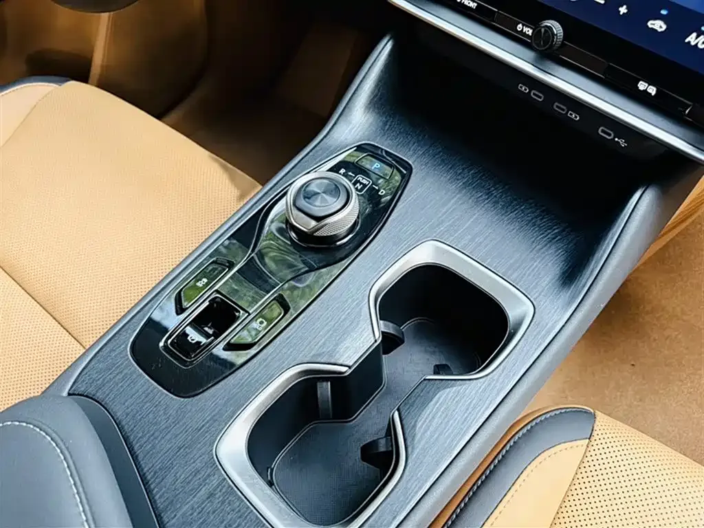Lexus RZ 2023 из CN, фото 8