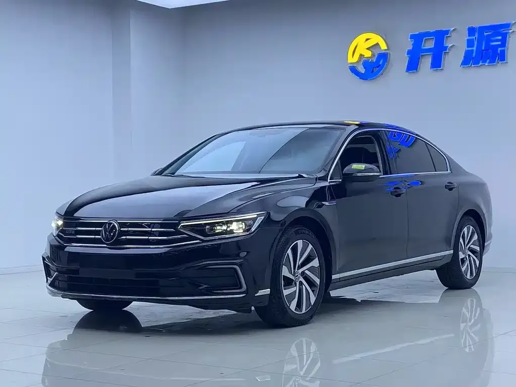 Volkswagen Magotan GTE PHEV 2024 из CN, фото 2
