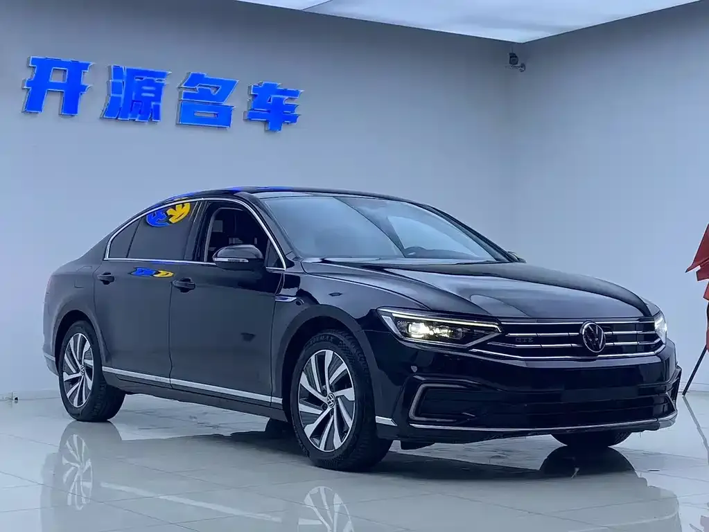 Volkswagen Magotan GTE PHEV 2024 из CN, фото 3