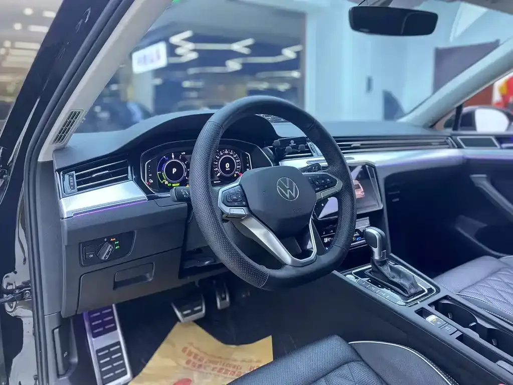 Volkswagen Magotan GTE PHEV 2024 из CN, фото 6