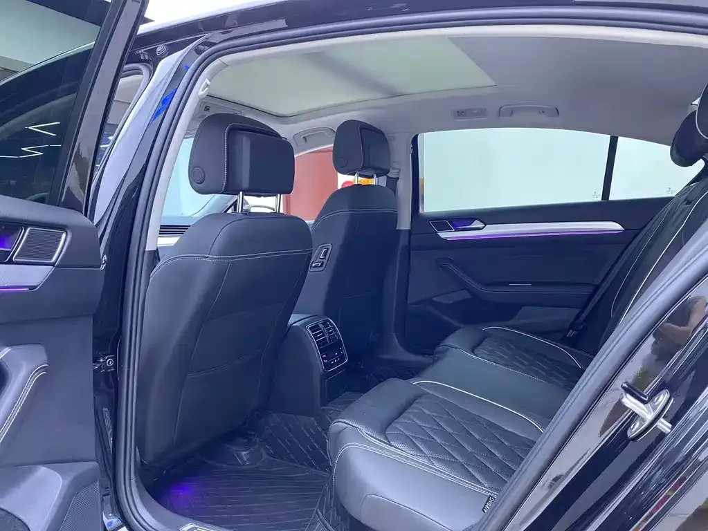 Volkswagen Magotan GTE PHEV 2024 из CN, фото 7
