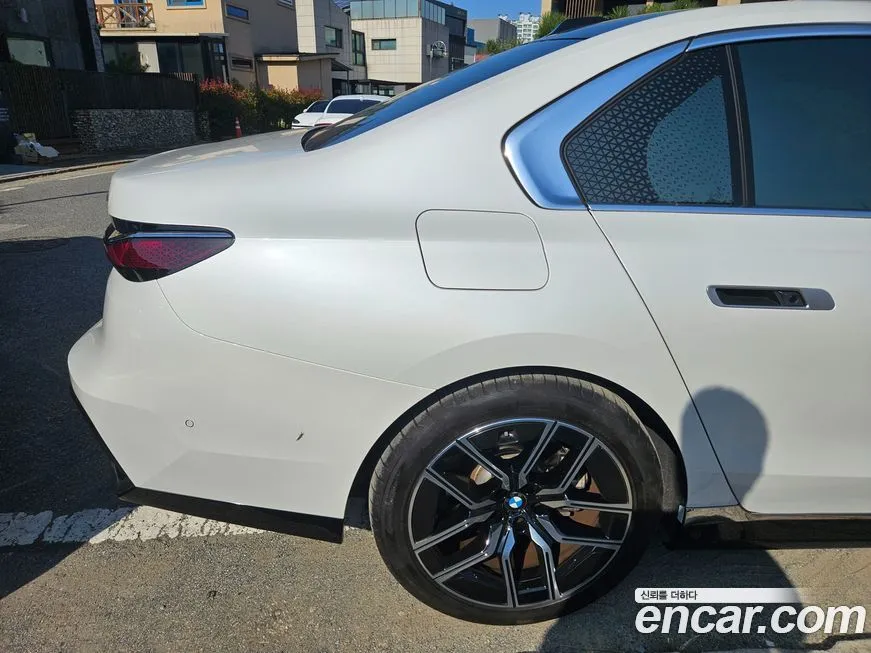 BMW 7-Series 2025 из KR, фото 4