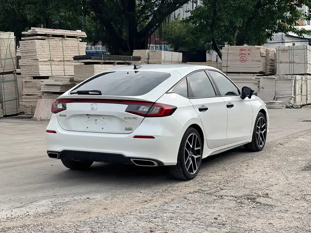 Honda Civic 2023 из CN, фото 10