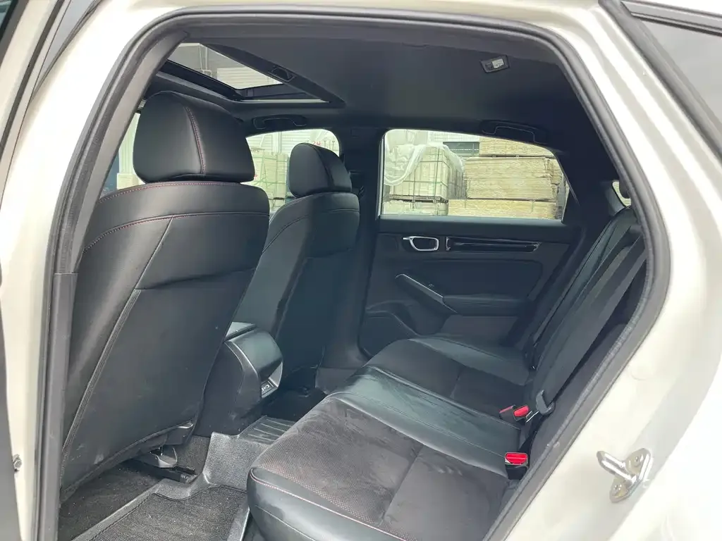 Honda Civic 2023 из CN, фото 7