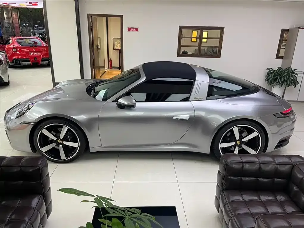 Porsche 911 2022 из CN, фото 5