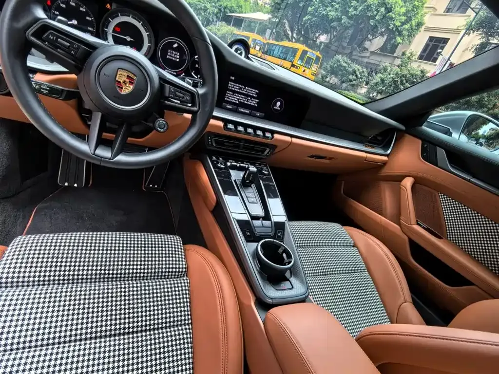 Porsche 911 2022 из CN, фото 6