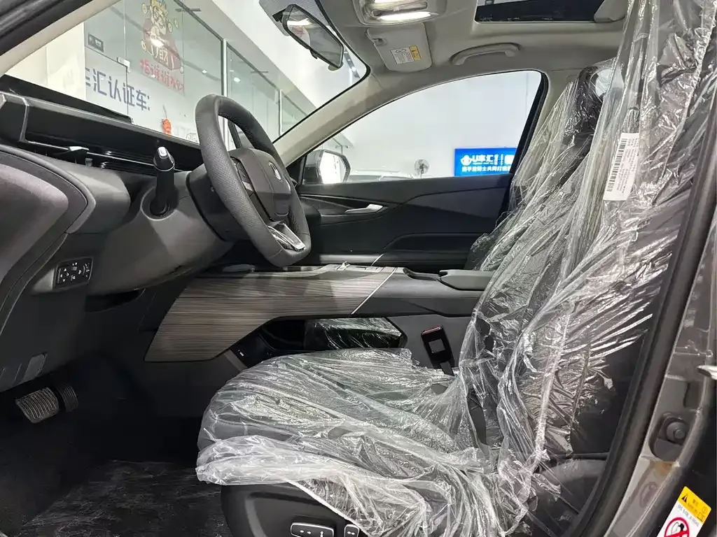 Changan Eado PHEV 2025 из CN, фото 4