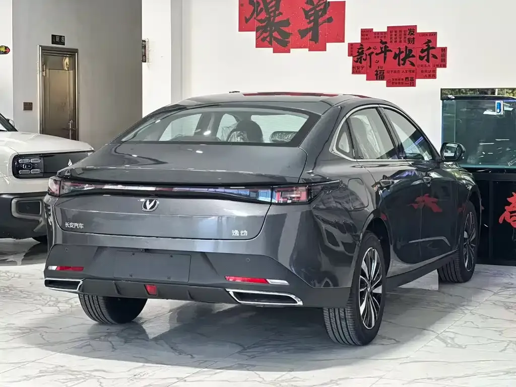 Changan Eado PHEV 2025 из CN, фото 7