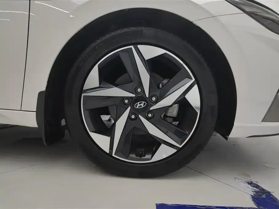 Hyundai Elantra 2023 из CN, фото 6