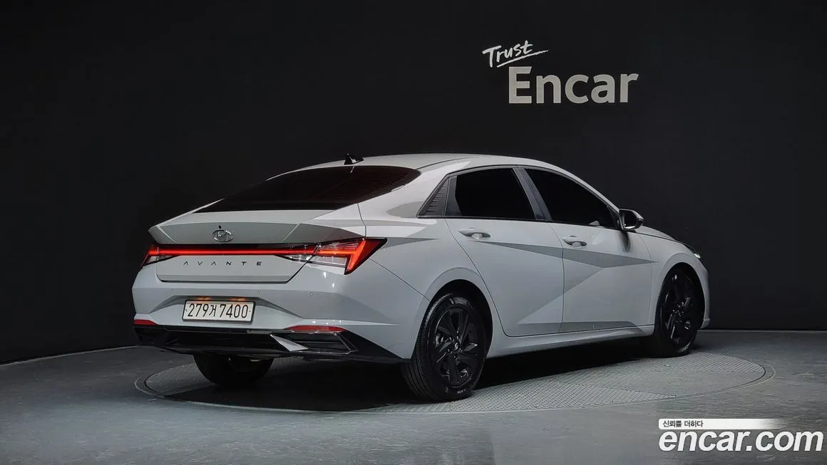 Hyundai AVANTE 2022 из KR, фото 2