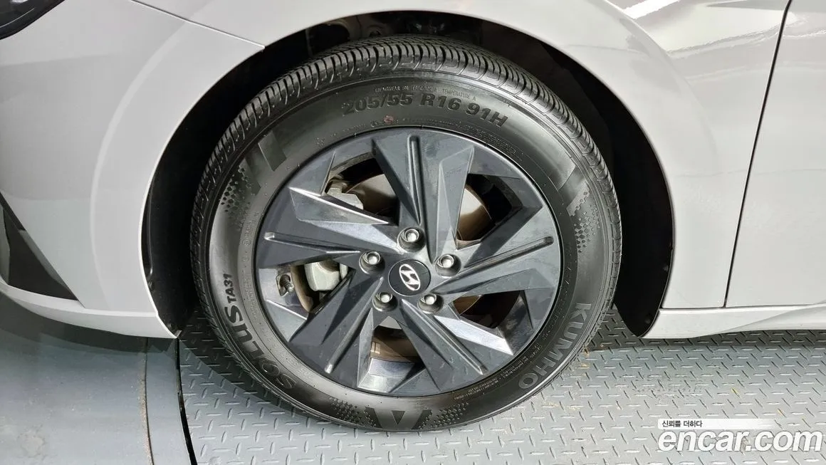Hyundai AVANTE 2022 из KR, фото 5