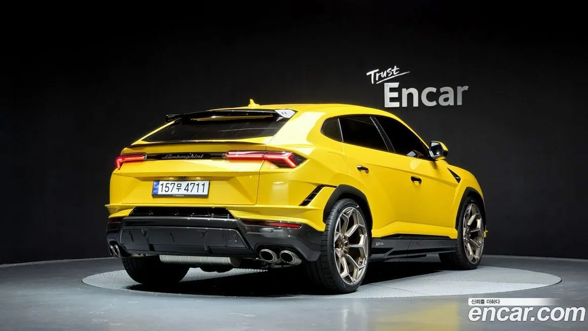Lamborghini Urus 2023 из KR, фото 2