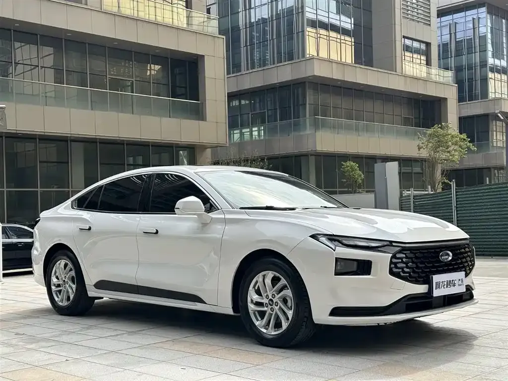 Ford Mondeo 2024 из CN, фото 3