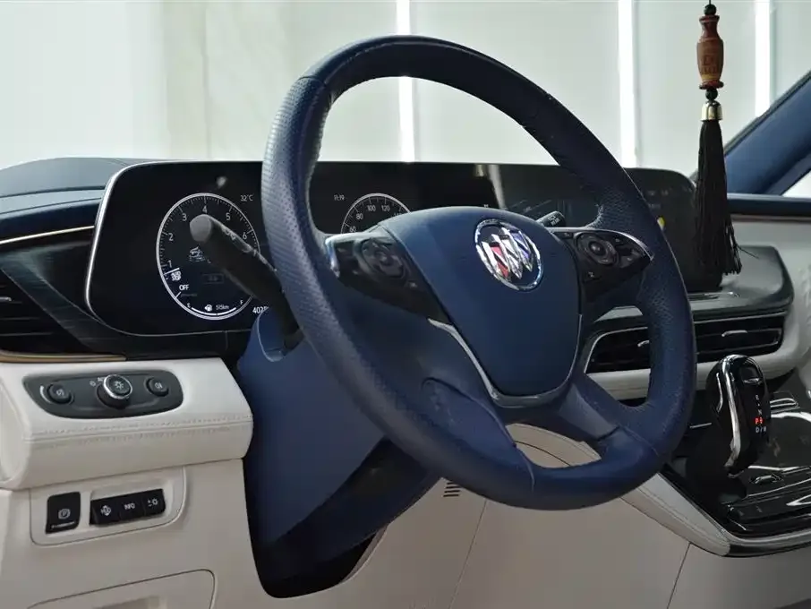 Buick GL8 2023 из CN, фото 8
