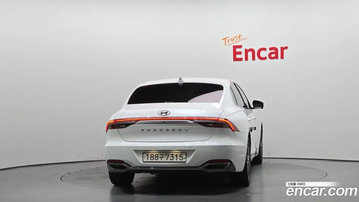 Hyundai Grandeur 2022 из KR, фото 4