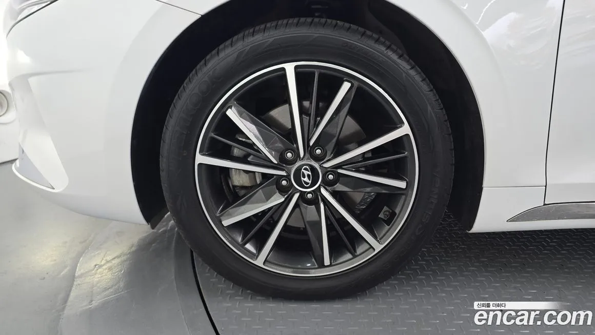 Hyundai Grandeur 2022 из KR, фото 5