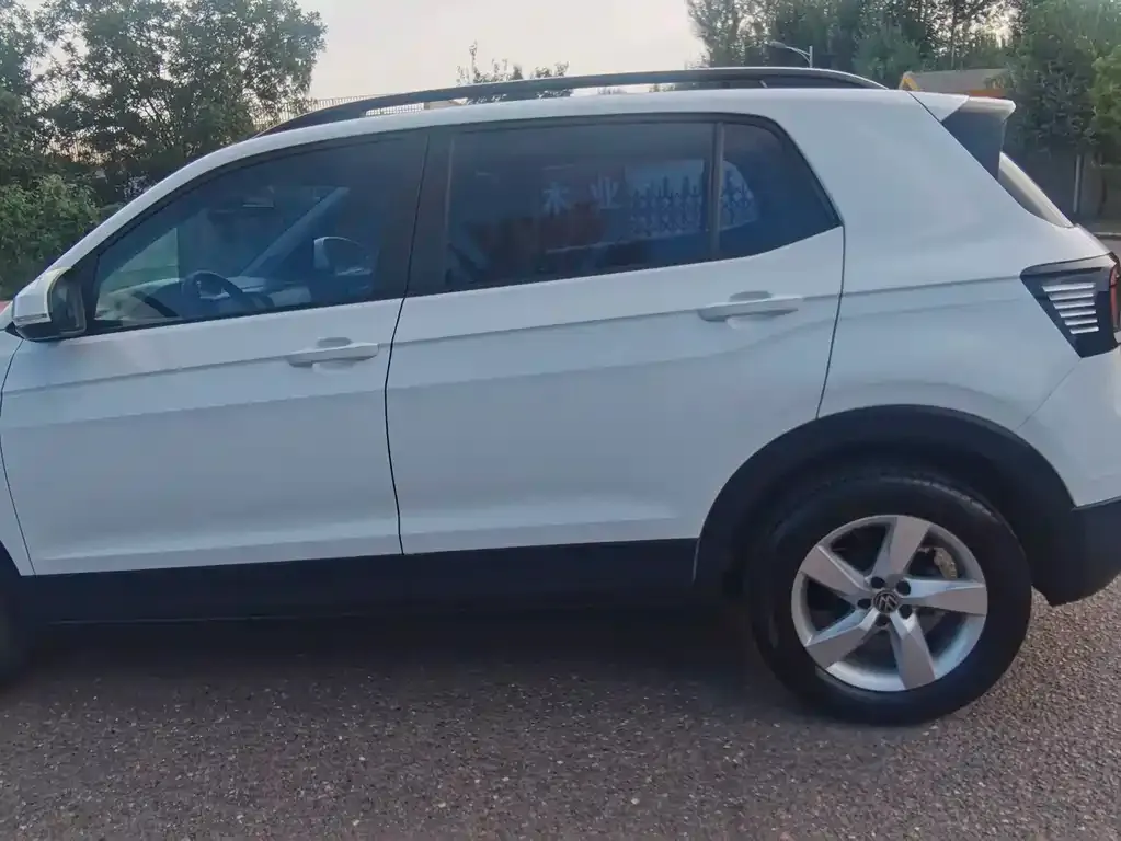 Volkswagen T-Cross — фото 7