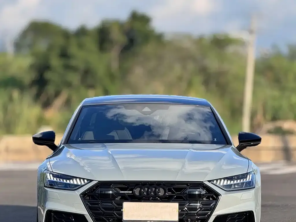 Audi A7L 2024 из CN, фото 2