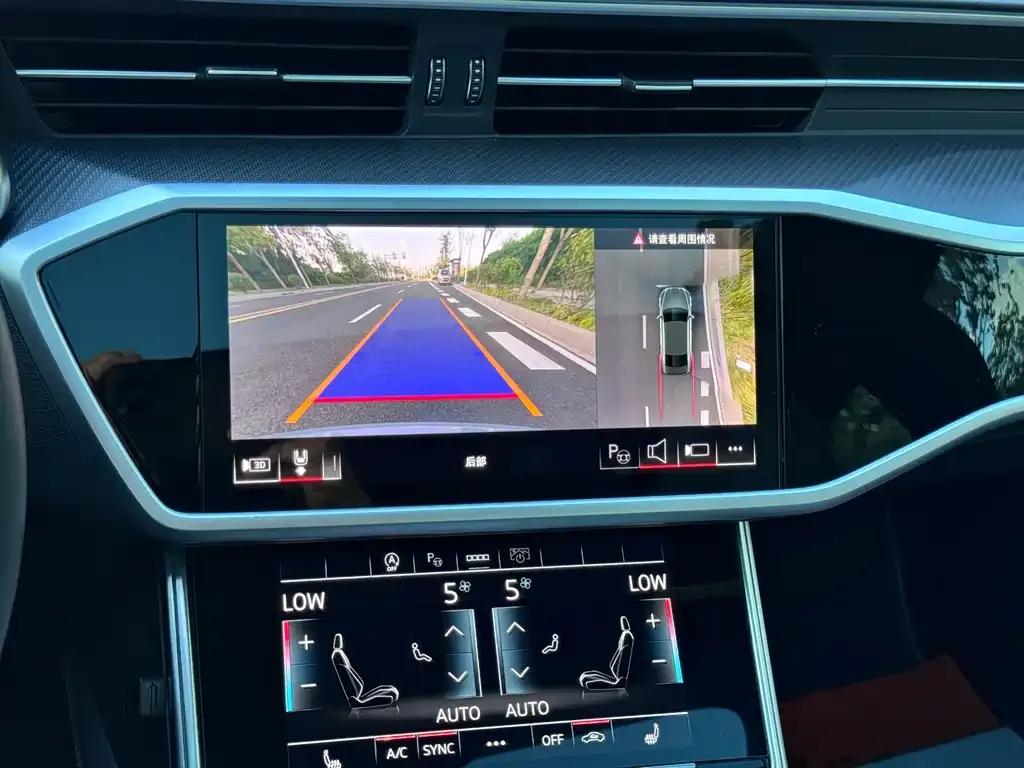 Audi A7L 2024 из CN, фото 5