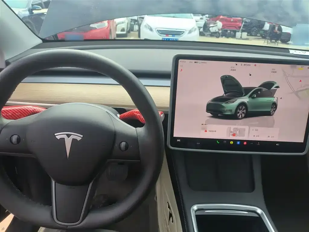Tesla Model Y 2023 из CN, фото 10