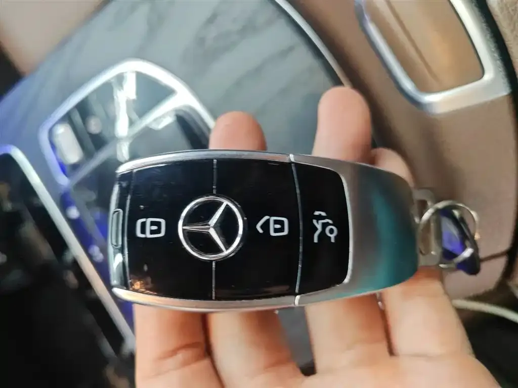 Mercedes-Benz E-Class 2022 из CN, фото 9