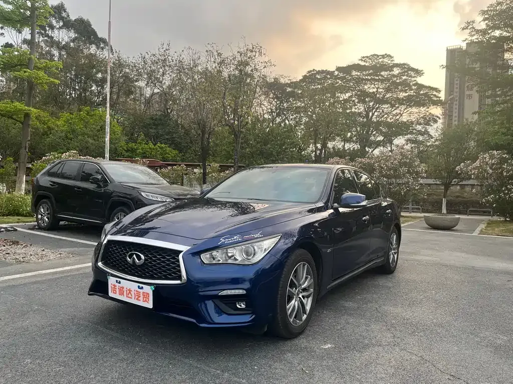 Infiniti Q50L 2021 из CN, фото 1