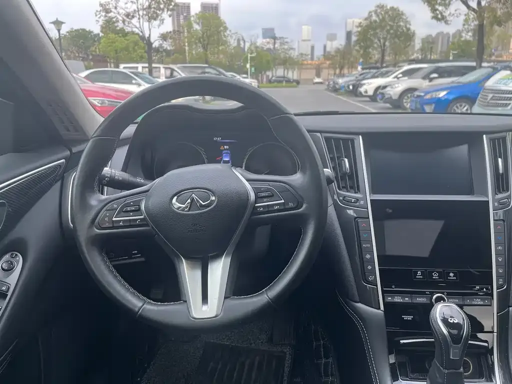 Infiniti Q50L 2021 из CN, фото 10