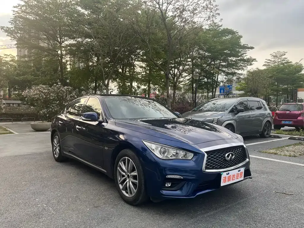 Infiniti Q50L 2021 из CN, фото 3